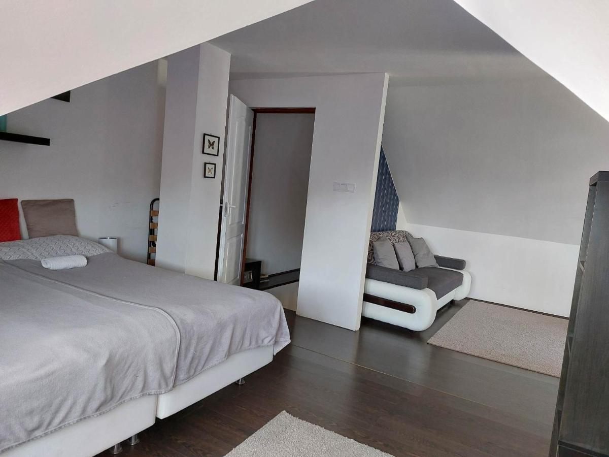 Welcome Vendeghaz Hotell Pécs Eksteriør bilde